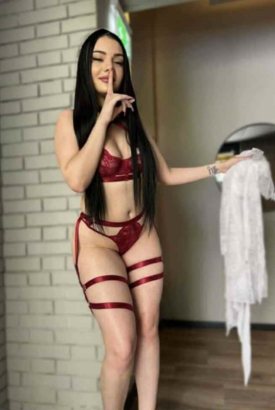 Natasha – 076 754 55 44