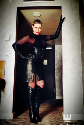 Latex Fetish Lady Elisa 