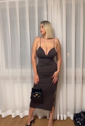 Beatrice ,  24