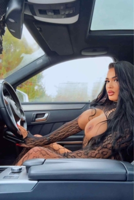 Heisse Mia Kalinda 24J