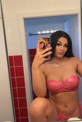Mia
