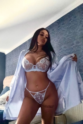 Evelin !!! Neu bei uns !!!