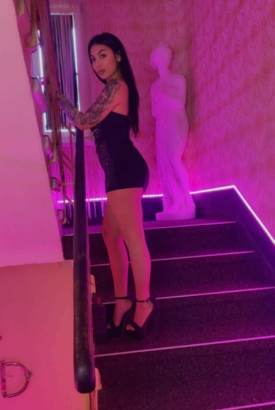 Elisa – 077 469 47 25