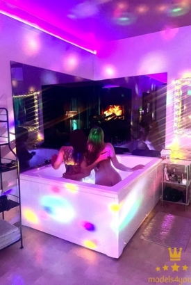 NEUES DUO – LINA & EMILY 