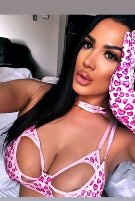 Heisse Mia Kalinda 24J