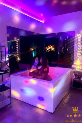 NEUES DUO – LINA & EMILY 