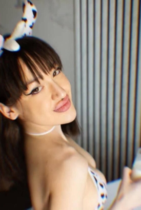 Bella – 077 480 88 34