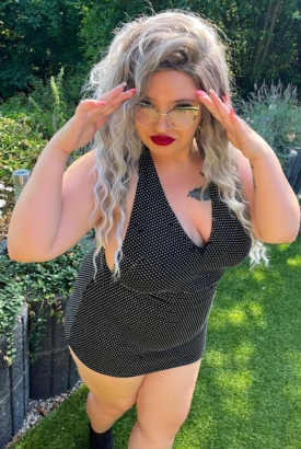 Emma ( 20 )